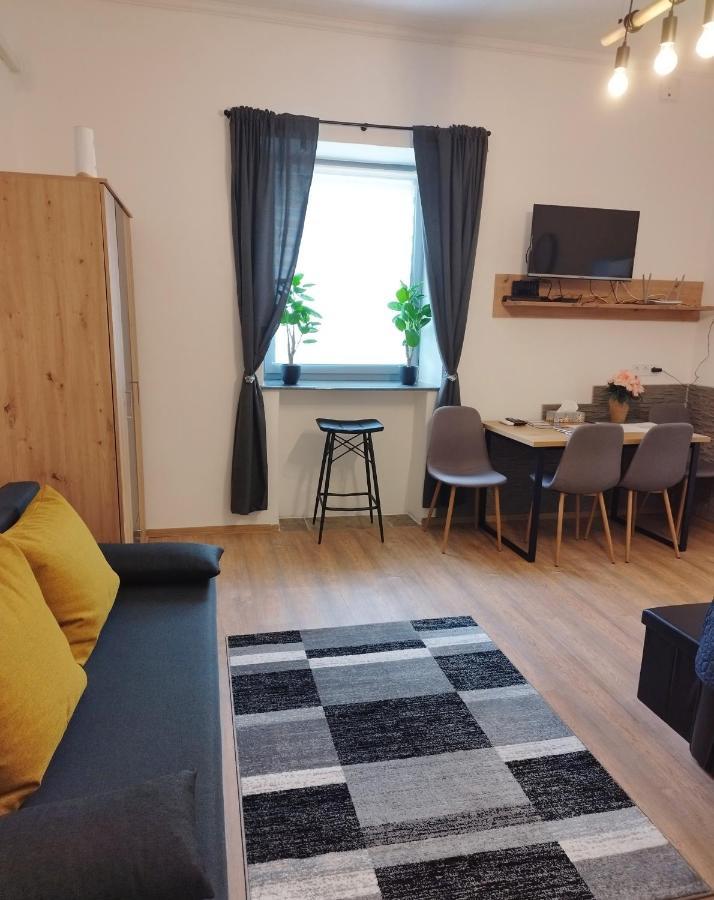 Holling Apartman Fertőboz Extérieur photo