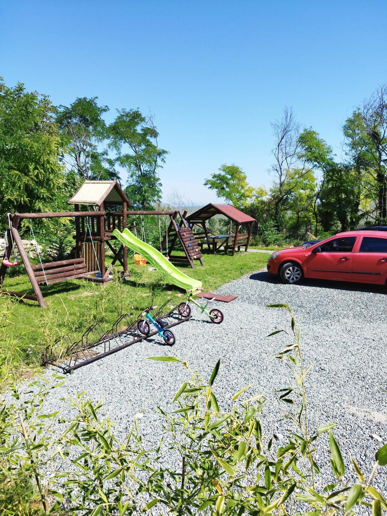 Holling Apartman Fertőboz Extérieur photo